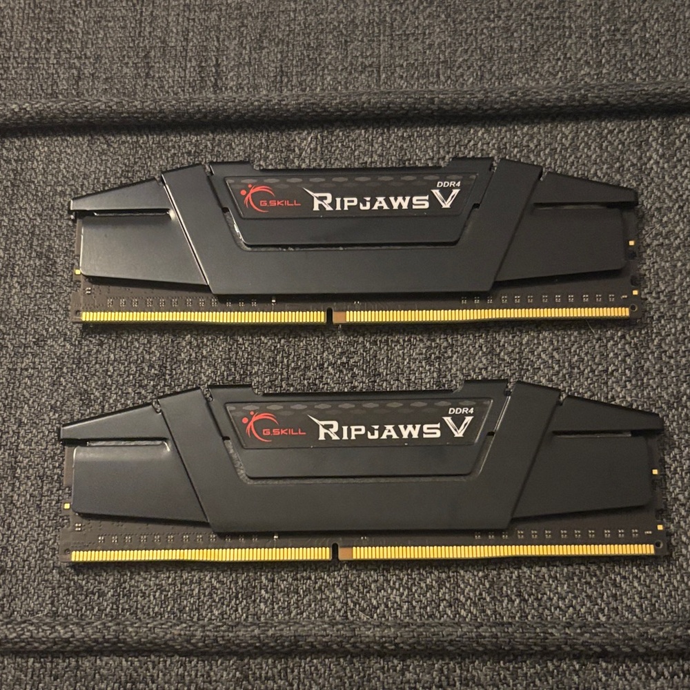 G.SKILL Ripjaws V RAM Modules - Picture 2 of 5